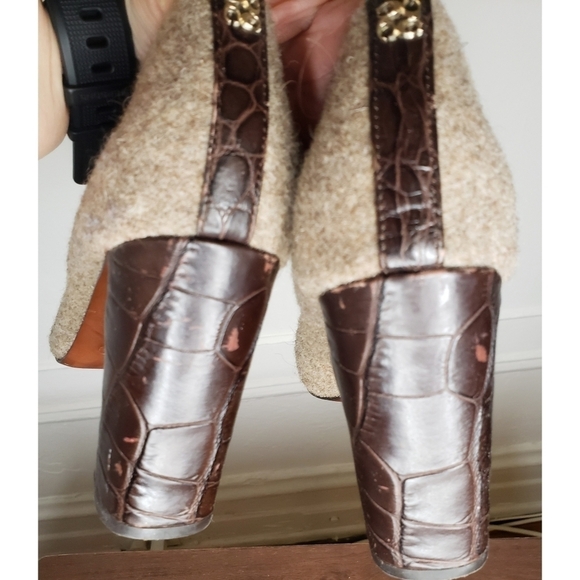 Coach Ophelia Lux Felt Taupe High Heel Pumps - Picture 13 of 13